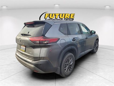 Certified 2023 Nissan Rogue S image 3