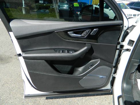 Used 2017 Audi Q7 3.0T Prestige image 26