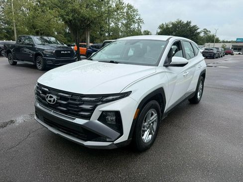 Used 2026 Hyundai Tucson SE FWD image 1