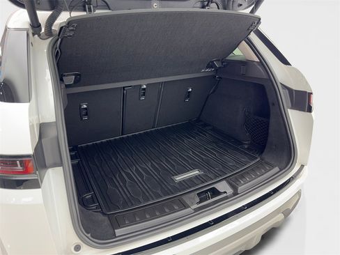 Used 2023 Land Rover Range Rover Evoque SE image 77