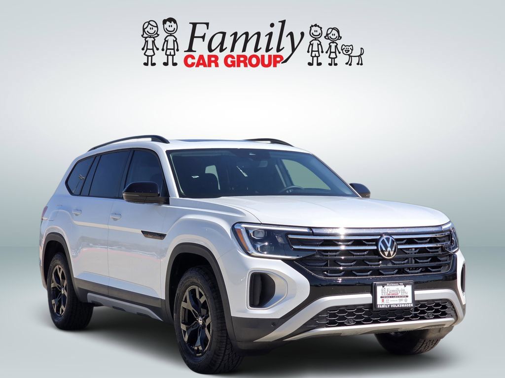 New 2026 Volkswagen Atlas Peak Edition AWD/4WD image 2