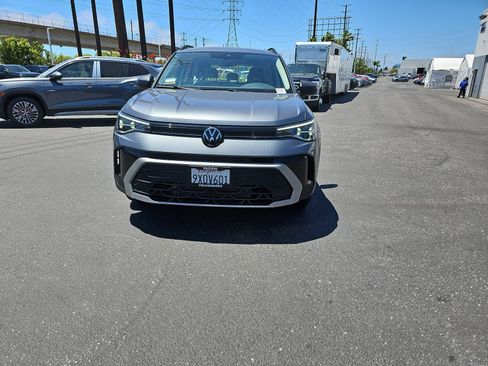 Used 2026 Volkswagen Taos S FWD image 2