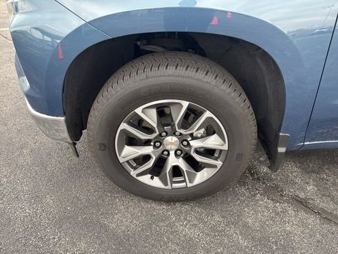 Used 2024 Chevrolet Silverado 1500 LT image 18