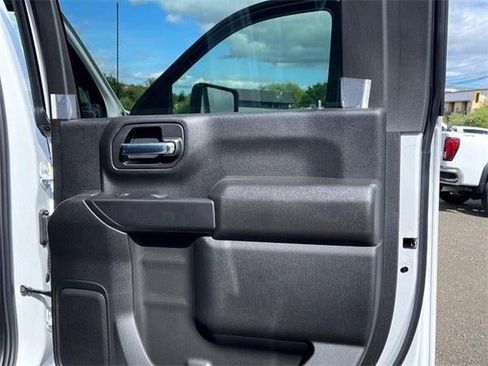 New 2024 GMC Sierra 3500 Pro w/ Convenience Package image 17