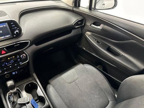 Used 2019 Hyundai Santa Fe SEL FWD image 18