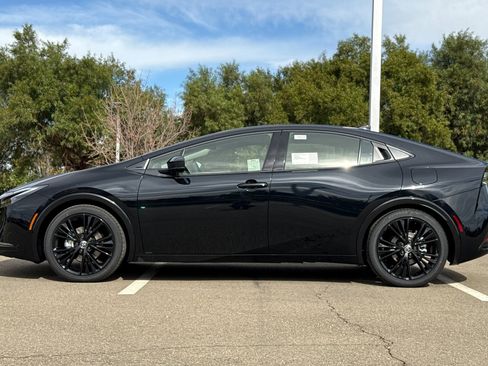 New 2026 Toyota Prius Nightshade image 9