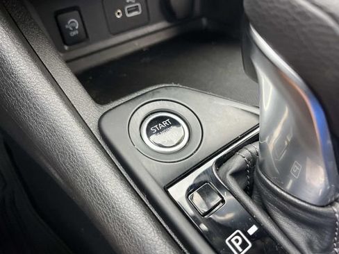 Used 2024 Nissan Sentra S FWD image 31