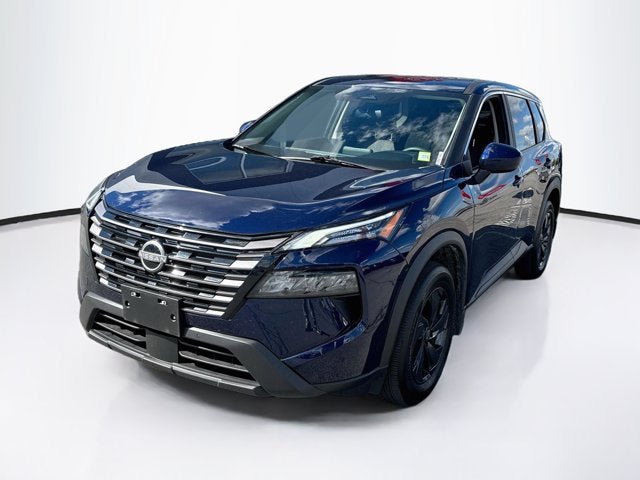 Used 2026 Nissan Rogue SV w/ Cold Weather Package AWD/4WD image 1
