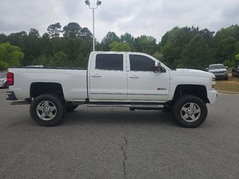 Used 2018 Chevrolet Silverado 2500 LTZ w/ Duramax Plus Package AWD/4WD image 6