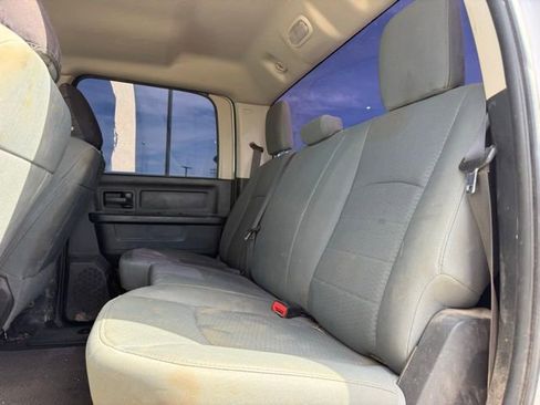 Used 2017 RAM 2500 Tradesman w/ Chrome Appearance Group image 14