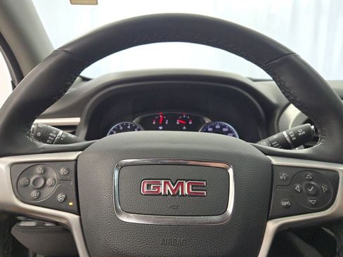 Used 2023 GMC Acadia SLT w/ Preferred Package image 36