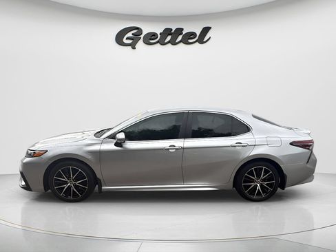 Used 2024 Toyota Camry SE FWD image 8