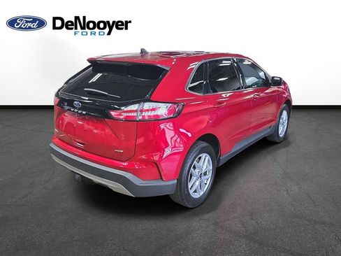 Used 2023 Ford Edge SEL w/ Convenience Package AWD/4WD image 6