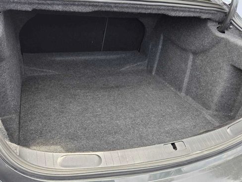 Used 2015 Chevrolet Impala LTZ FWD image 14