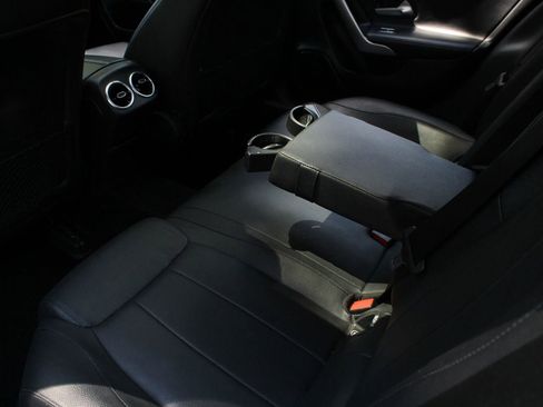 Used 2019 Mercedes-Benz A 220 4MATIC image 21