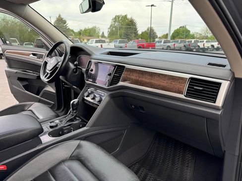 Used 2019 Volkswagen Atlas SEL Premium AWD/4WD image 39