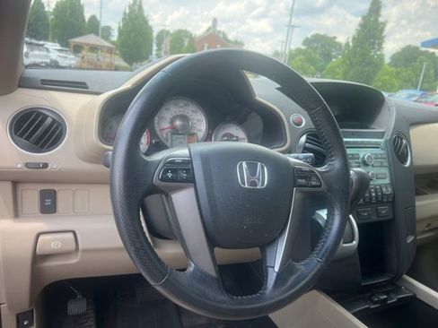 Used 2011 Honda Pilot EX-L image 18