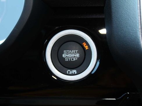 Used 2025 RAM 1500 Laramie w/ Night Edition AWD/4WD image 41