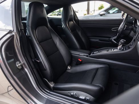 Certified 2014 Porsche 911 Carrera S RWD image 44