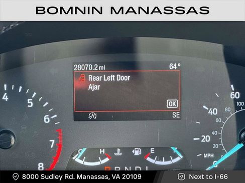 Used 2022 Ford Escape SE w/ SE Sport Appearance Package image 31