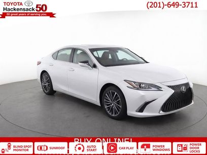 Used 2025 Lexus ES 350 w/ Premium Package