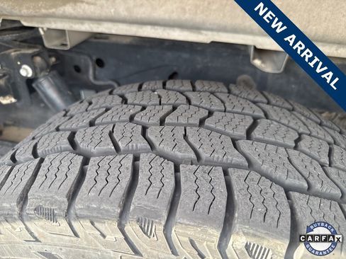 Used 2011 Ford F150 Lariat w/ Lariat Chrome Pkg image 12