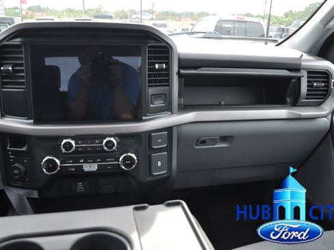 Used 2025 Ford F150 XLT w/ Equipment Group 301A Standard AWD/4WD image 20