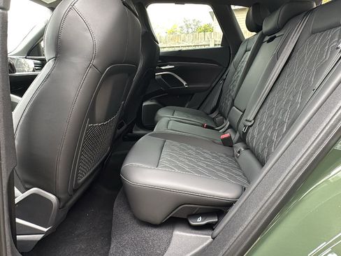 New 2025 Audi SQ5 Prestige image 15