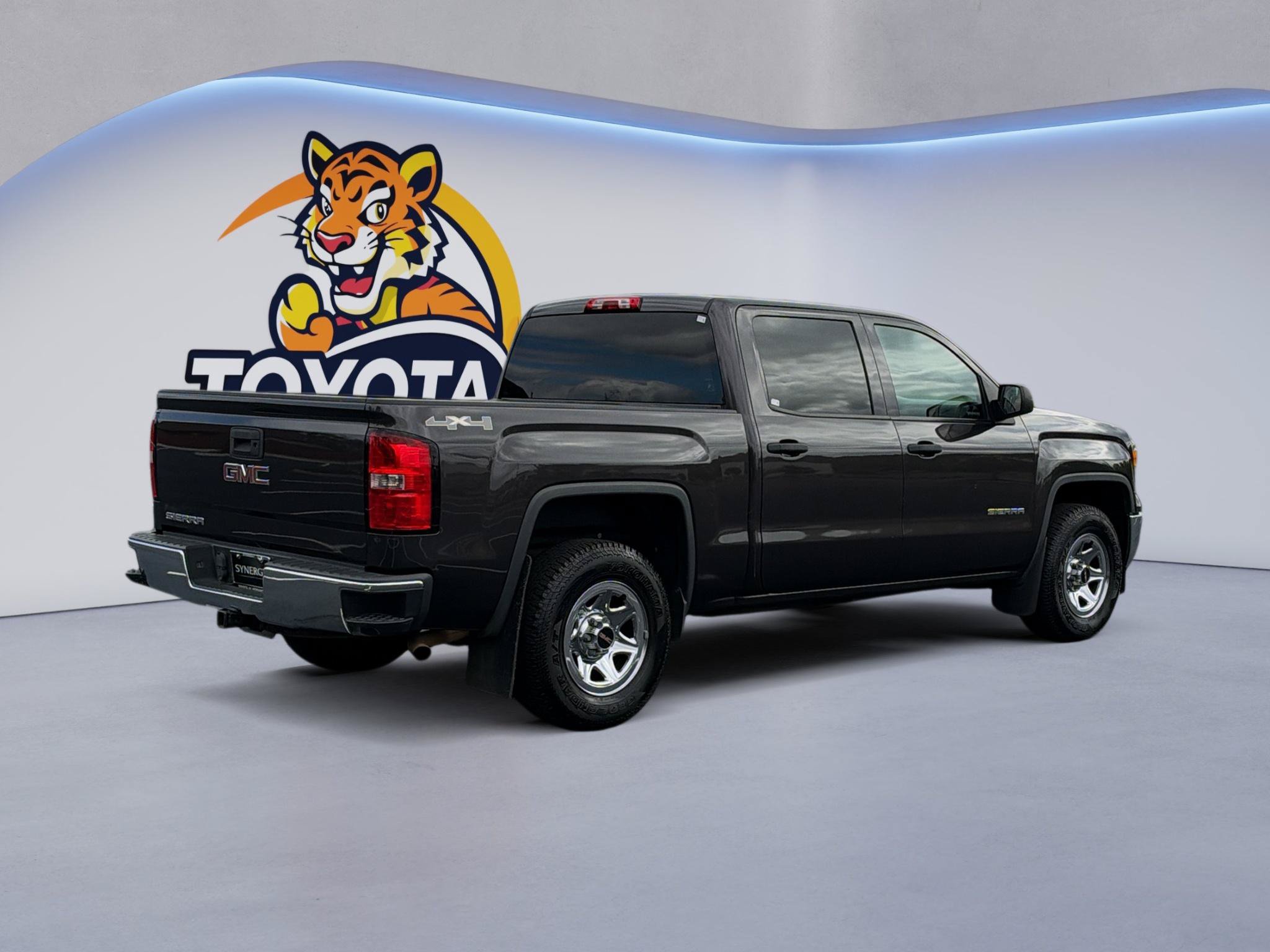 Used 2015 GMC Sierra 1500 4x4 Crew Cab image 6