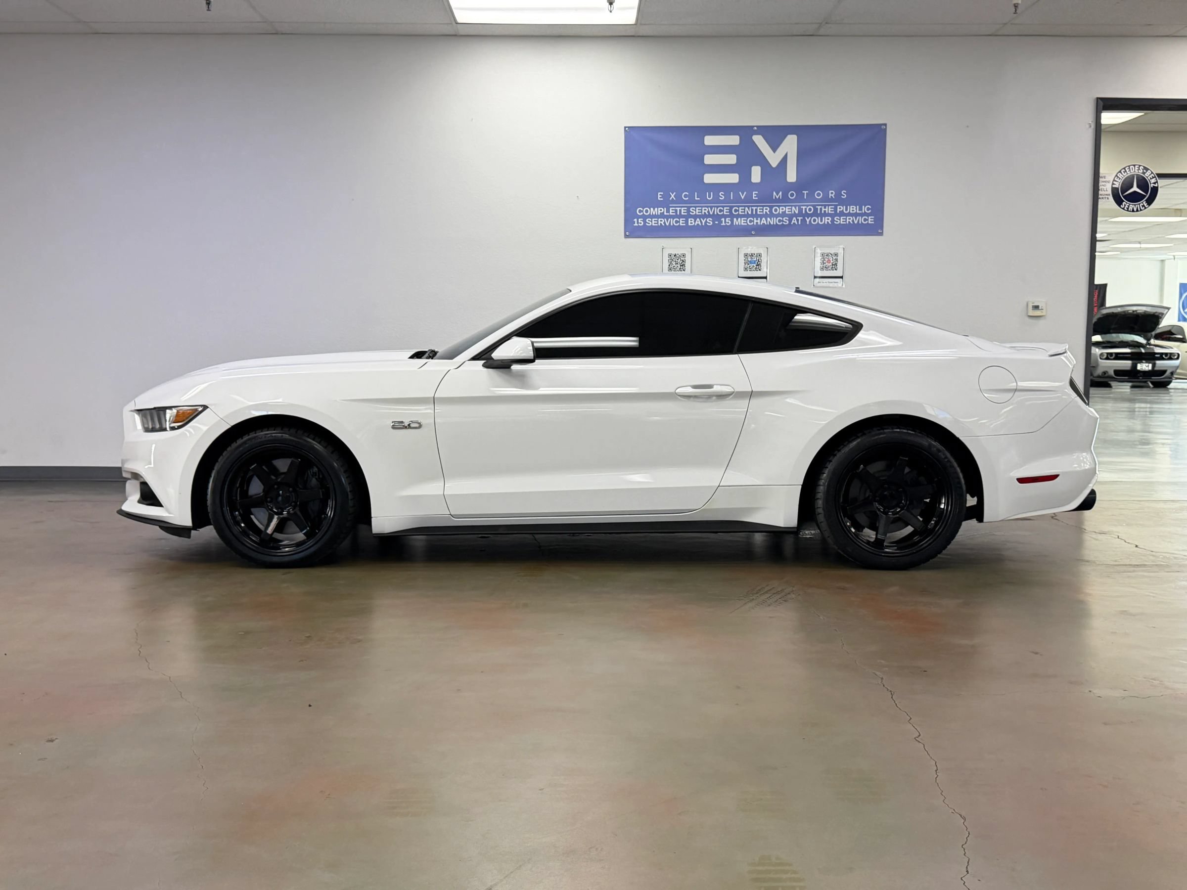 Used 2017 Ford Mustang GT w/ Enhanced Security Package RWD image 13