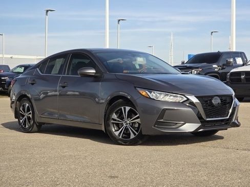 Used 2023 Nissan Sentra SV image 2