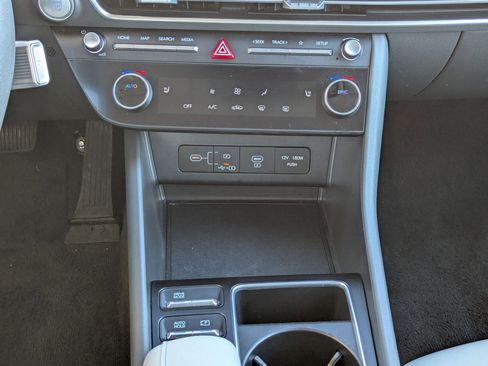 Used 2025 Hyundai Sonata SEL image 19