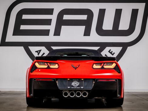 Used 2016 Chevrolet Corvette Z06 w/ 2LZ Preferred Equipment Group image 9