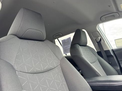 Certified 2024 Toyota RAV4 XLE image 21