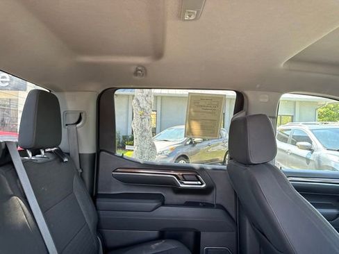 Used 2023 Chevrolet Silverado 1500 LT w/ Protection Package AWD/4WD image 14