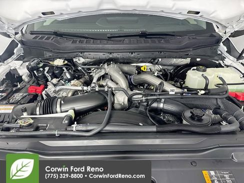 New 2026 Ford F250 Lariat w/ Black Appearance Package image 32