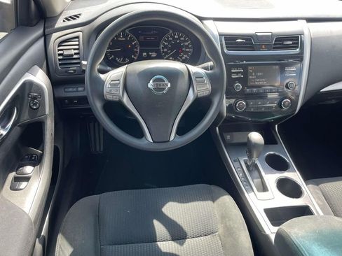Used 2015 Nissan Altima 2.5 S w/ Power Driver Seat Package image 13