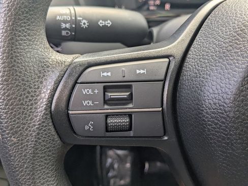 Used 2025 Honda Accord LX image 10