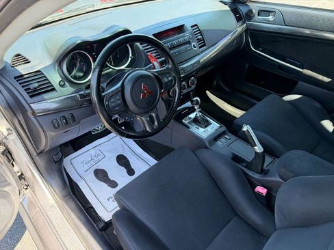 Used 2012 Mitsubishi Lancer Evolution MR image 10