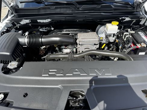 Used 2024 RAM 1500 Big Horn AWD/4WD image 31