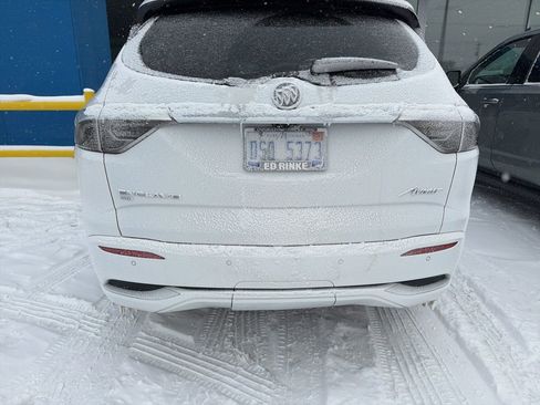 Used 2023 Buick Enclave Avenir w/ Avenir Technology Package image 8