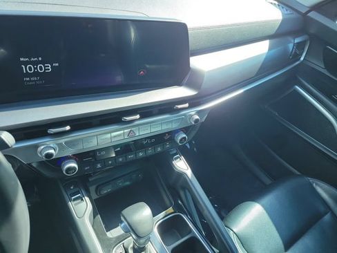 Used 2023 Kia Telluride S FWD image 27