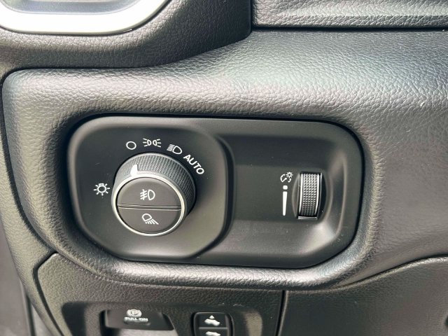 Used 2022 RAM 1500 Big Horn AWD/4WD image 21