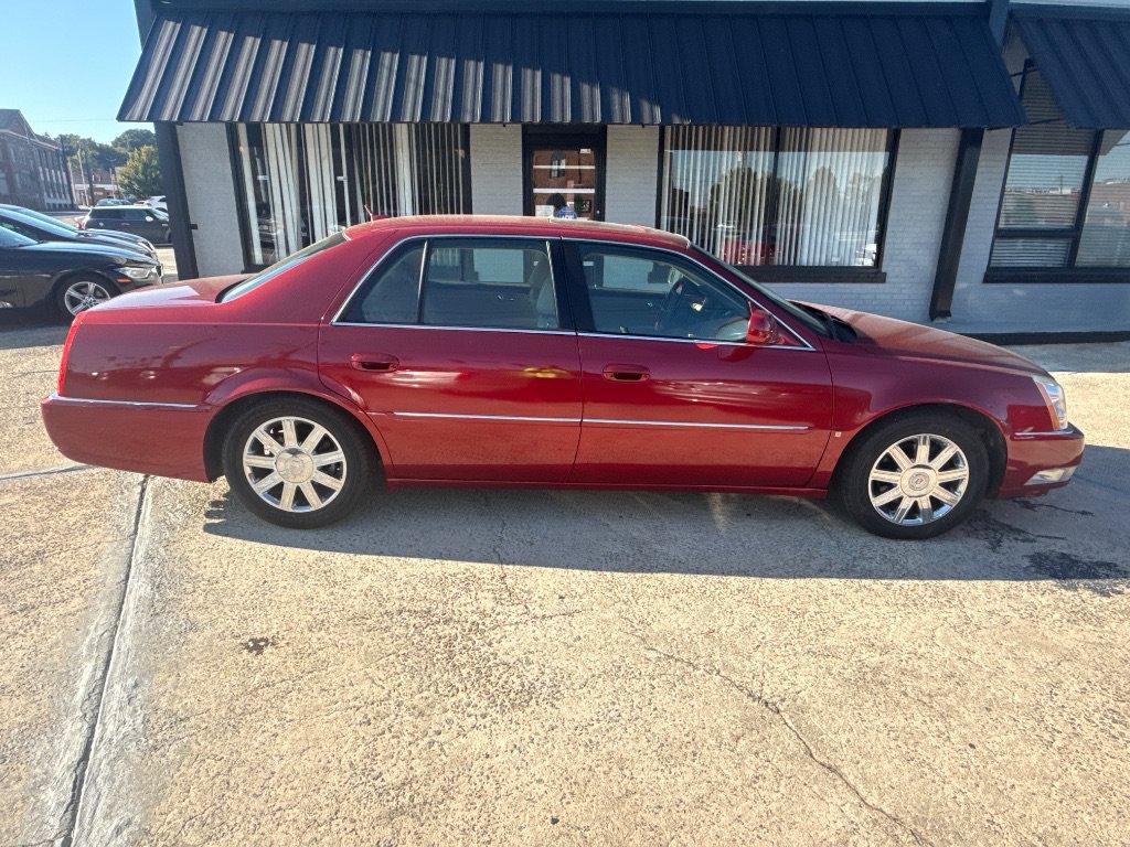 Used 2006 Cadillac DTS FWD image 8