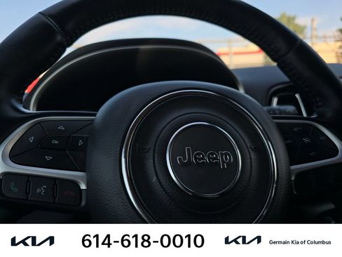 Used 2020 Jeep Compass Latitude AWD/4WD image 22