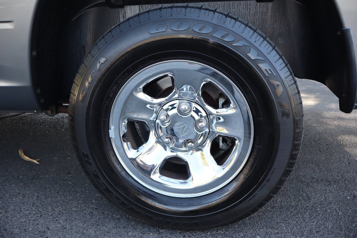 Used 2011 RAM 1500 ST w/ ST Popular Equipment Group AWD/4WD image 38