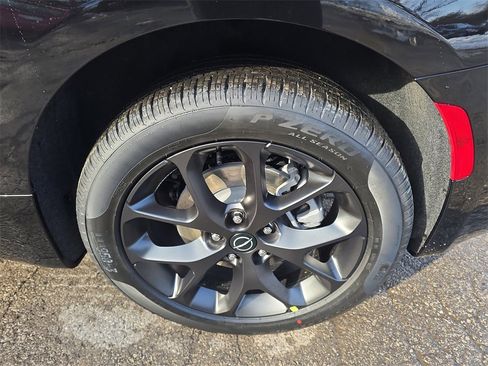 New 2026 Chrysler Pacifica Select w/ S Appearance Package image 29