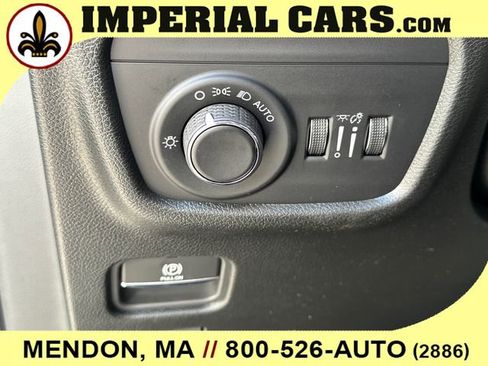 New 2025 Jeep Grand Cherokee L Altitude image 25