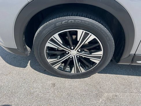 Used 2020 Mitsubishi Eclipse Cross SE FWD image 14