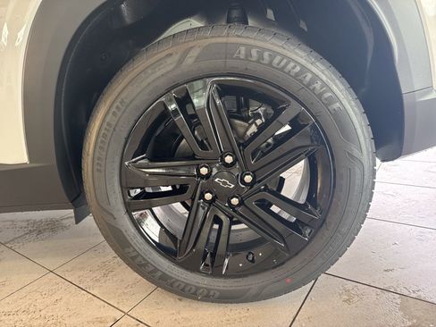 New 2026 Chevrolet Trax ACTIV w/ Driver Confidence Package image 9